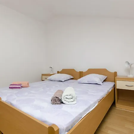 House Petar Semesterbostad Supetar